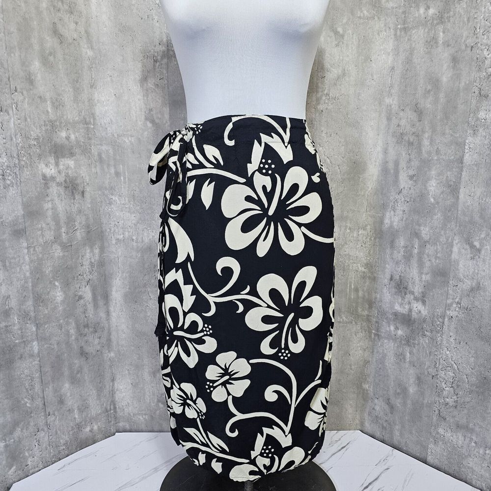 Vintage 90s Lindissima M/L Black Ivory Tropical Hawaiian Floral Wrap Cover Up